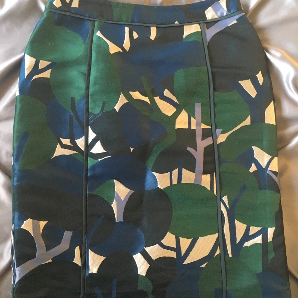 Ann Taylor size 8 petite skirt